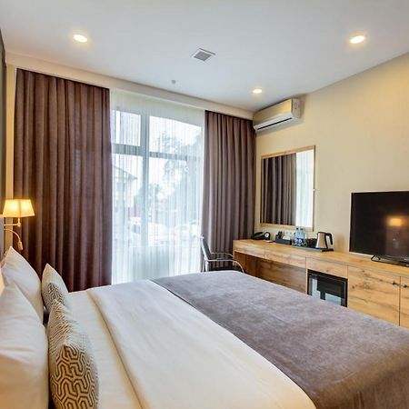 Aurum Hotel Bishkek Luaran gambar